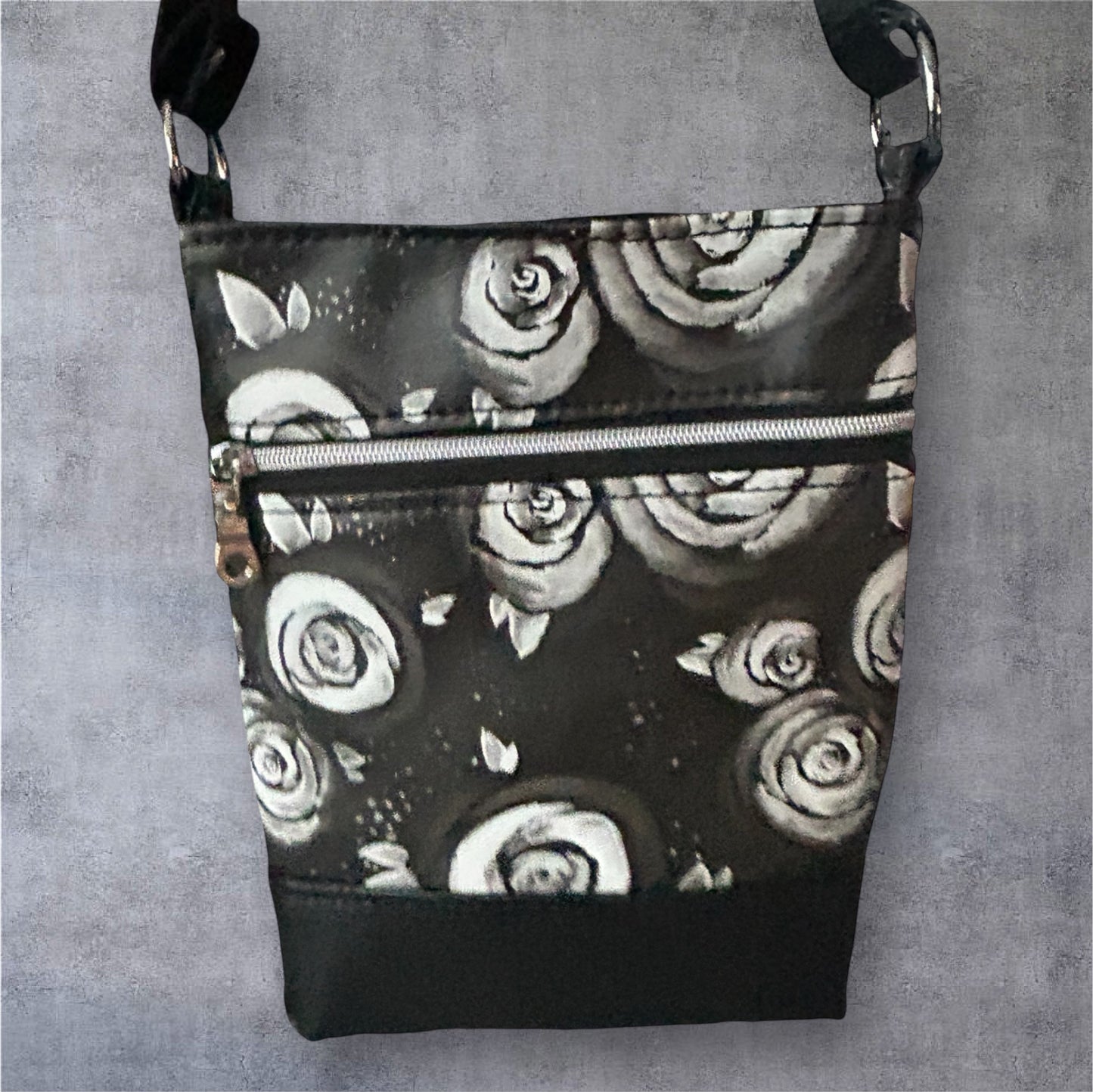 Gray Roses Phone Bag