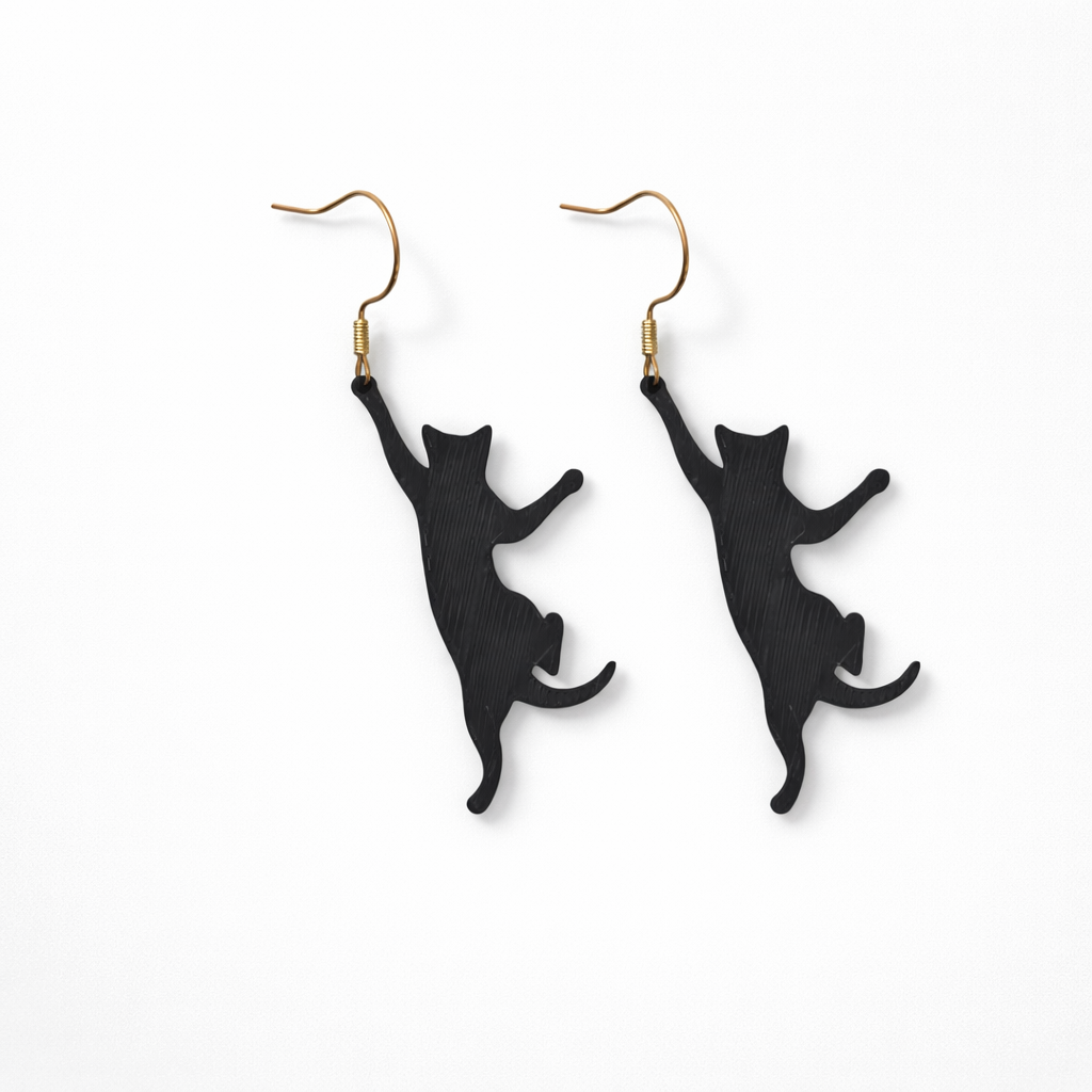 🐾 The Pounce Earrings