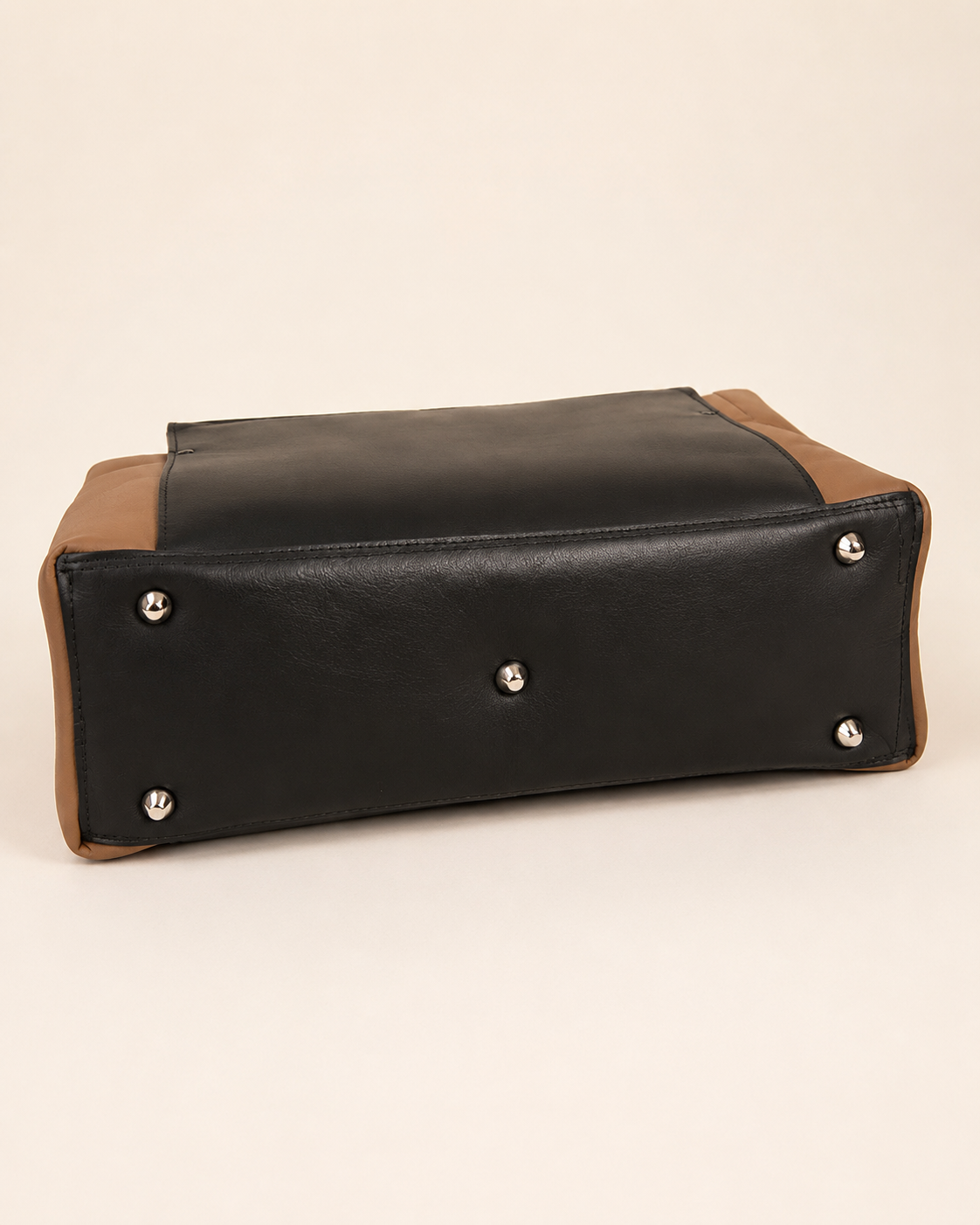The “On Business” Leather Bag